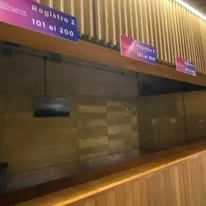 Decoración gráfica temática para acceso